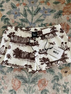 Women’s White & Brown Toile Sleep Shorts - Unknown Brand